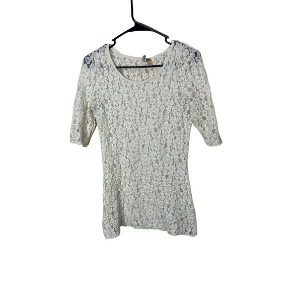 BKE Tops - BKE Cream Lace Short Sleeve Sheer‎ Floral Pattern Top Y2K Medium